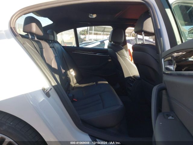 WBAJA9C57KB392864 BMW 530e Iperformance