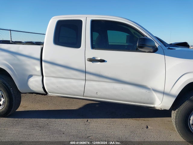 5TFRX5GN0HX099732 Toyota Tacoma Sr