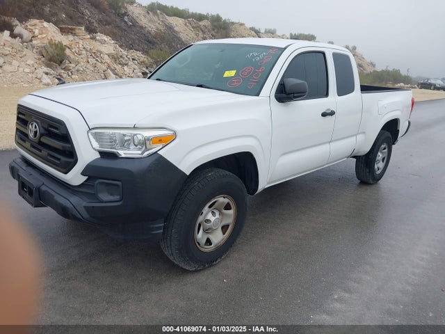 5TFRX5GN0HX099732 Toyota Tacoma Sr