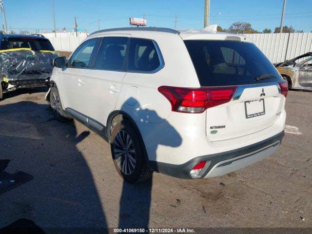 2019 MITSUBISHI OUTLANDER JA4AZ3A35KZ038045 Photo 2
