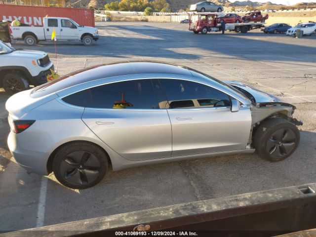 5YJ3E1EA4JF039067 Tesla Model 3 Long Range/mid Range