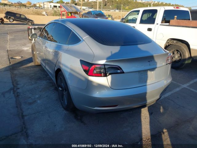 5YJ3E1EA4JF039067 Tesla Model 3 Long Range/mid Range