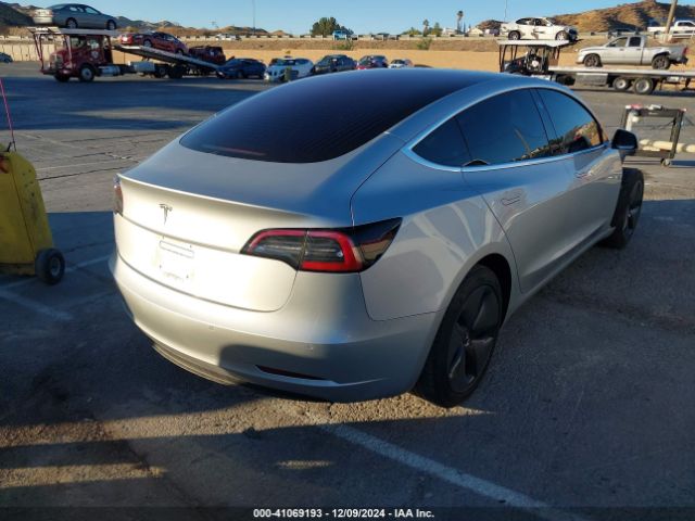5YJ3E1EA4JF039067 Tesla Model 3 Long Range/mid Range