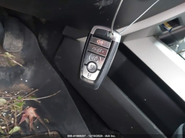 1FTEW1EG7JKE06718 Ford F-150 Lariat