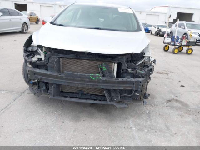 KMHD35LH8HU376162 Hyundai ELANTRA GT