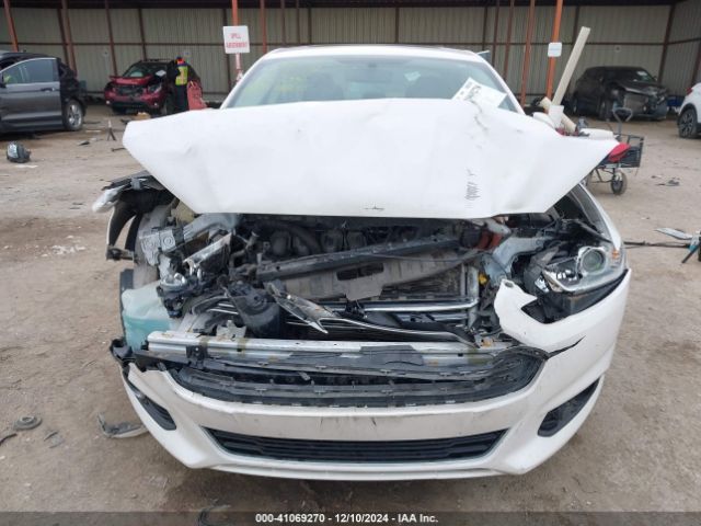 3FA6P0RU0GR371283 Ford Fusion Hybrid Titanium