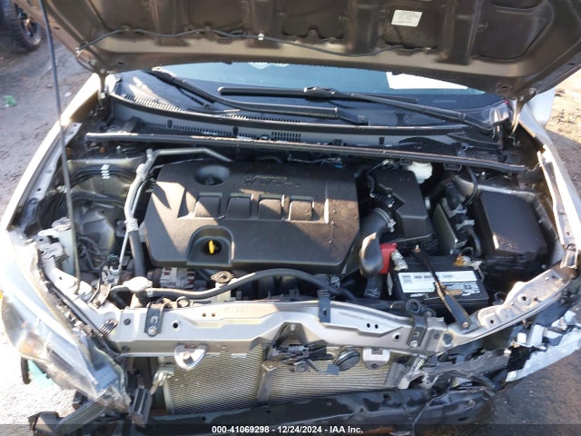 2T1BURHE9KC231988 Toyota COROLLA LE
