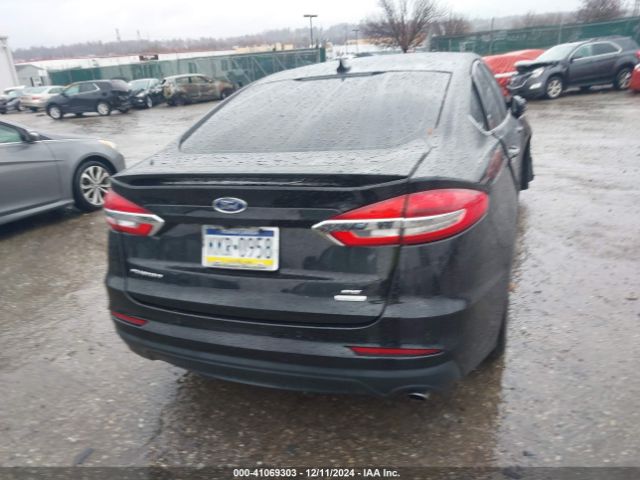 3FA6P0HD8KR245344 Ford FUSION SE