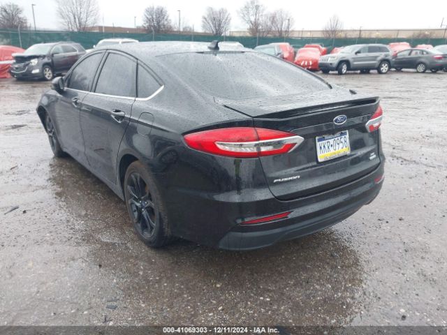 3FA6P0HD8KR245344 Ford FUSION SE
