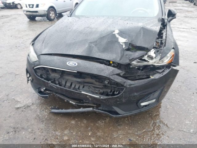 3FA6P0HD8KR245344 Ford FUSION SE