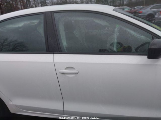 3VWD67AJ6GM350950 Volkswagen Jetta 1.4t Se