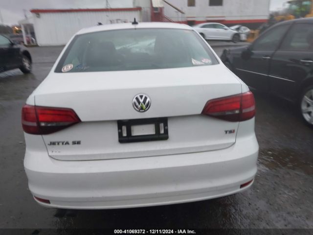 3VWD67AJ6GM350950 Volkswagen Jetta 1.4t Se