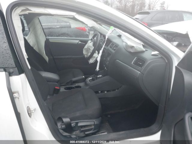 3VWD67AJ6GM350950 Volkswagen Jetta 1.4t Se