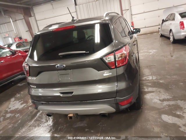 Ford ESCAPE SE 2018 1FMCU9GD1JUA08872 Image 16