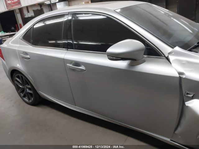 JTHC81D23K5035191 Lexus IS 300