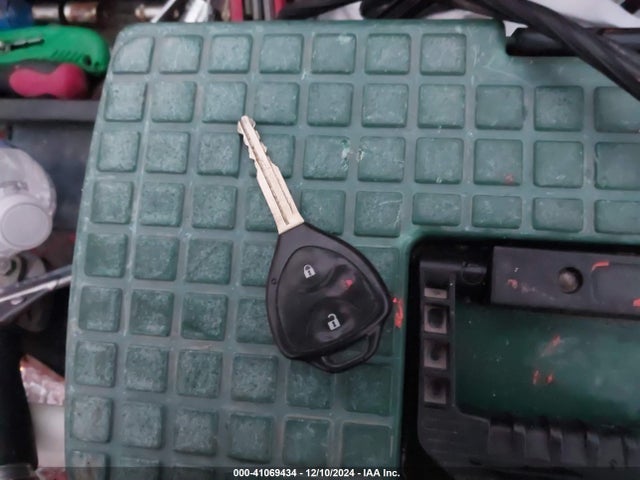 41069434 :رقم المزاد ، JTMBD32V366021633 vin ، 2006 Toyota Rav4 Sport مزاد بيع