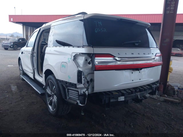 5LMJJ3TT2JEL09104 Lincoln Navigator L Black Label