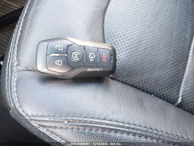1FM5K8F84HGA23629 Ford Explorer Limited