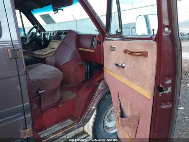 1992 GMC RALLY WAGON / VAN 2GDEG25K9N4504012 Photo 4