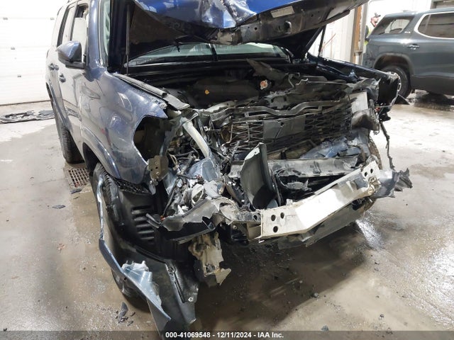 Toyota 4RUNNER SR5 2023 JTEMU5JR8P6159433 Image 6