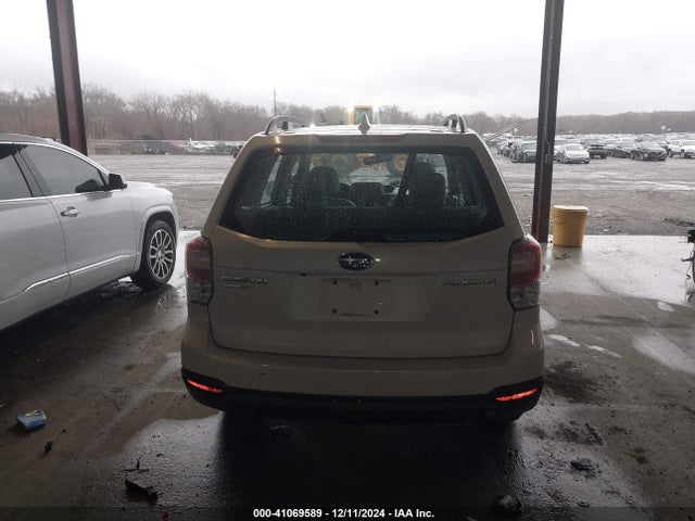 Subaru Forester 2.5i 2018 JF2SJABC6JH576831 Image 16