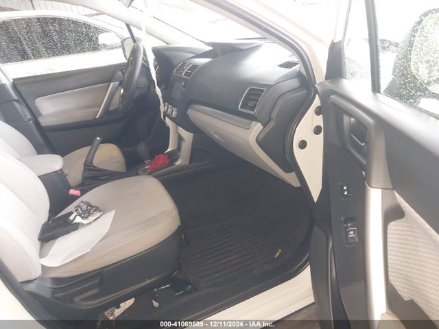 Subaru Forester 2.5i 2018 JF2SJABC6JH576831 Image 5