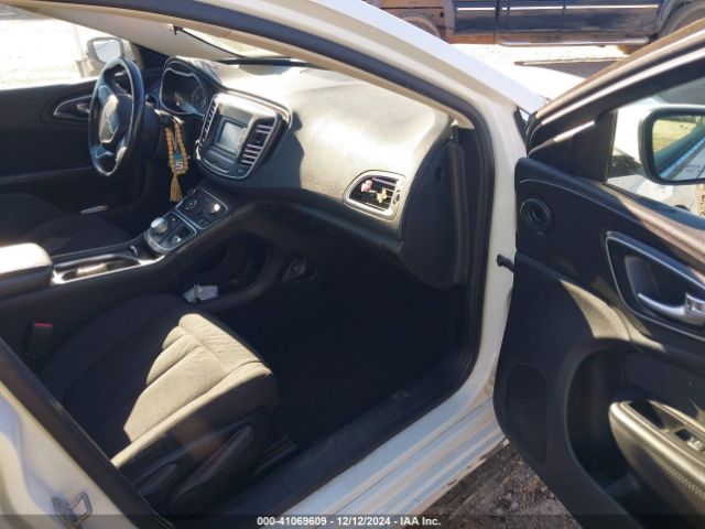 2015 CHRYSLER 200 1C3CCCAB6FN640090 Photo 4