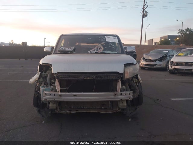 Scion XB 2015 JTLZE4FE2FJ067628 Image 13