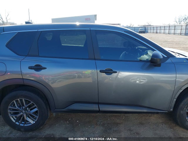 5N1BT3AB4PC837226 Nissan ROGUE S