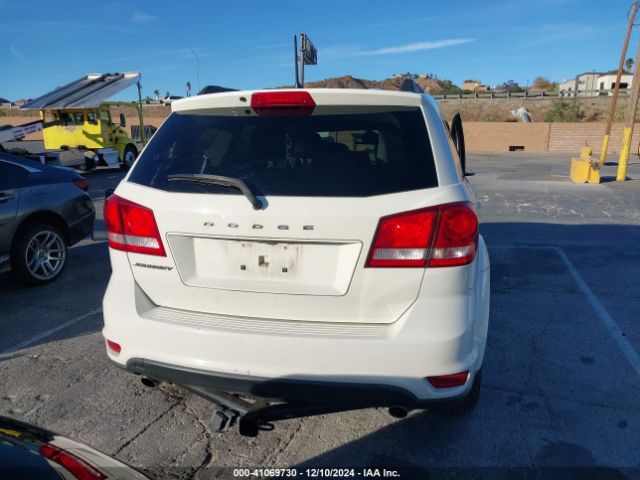 3C4PDCBG7KT837669 Dodge JOURNEY SE