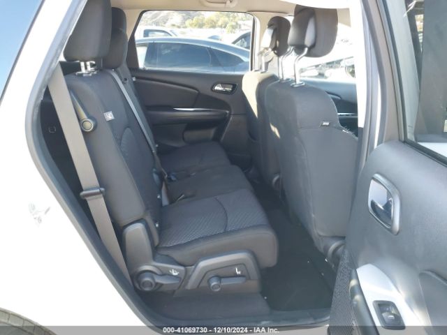3C4PDCBG7KT837669 Dodge JOURNEY SE