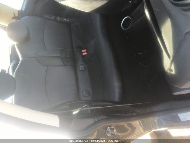 2011 MINI COOPER S WMWSV3C56BTY23596 Photo 7