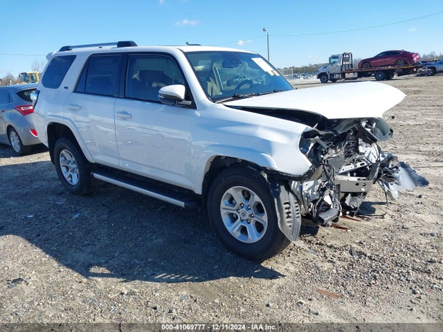 2022 JTENU5JR4N5983209 main image