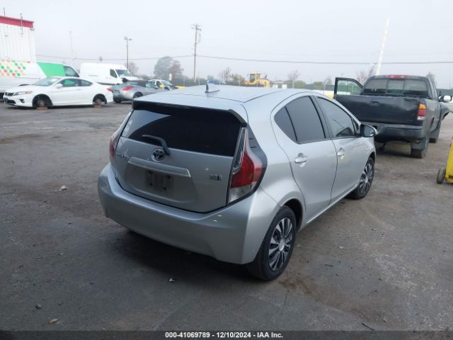 JTDKDTB36F1097441 Toyota Prius C One