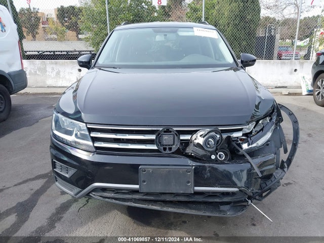 3VV1B7AX6KM117120 Volkswagen Tiguan 2.0t S