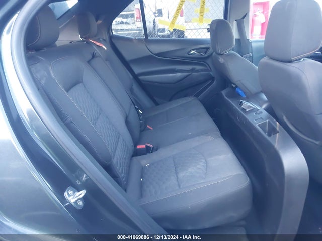 2GNAXUEV1K6162345 Chevrolet EQUINOX LT