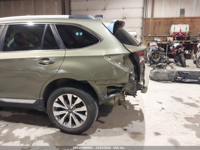 4S4BSETCXJ3300534 Subaru Outback 3.6r Touring