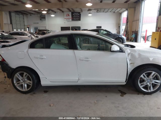YV1612FH0E2275129 Volvo S60 T5