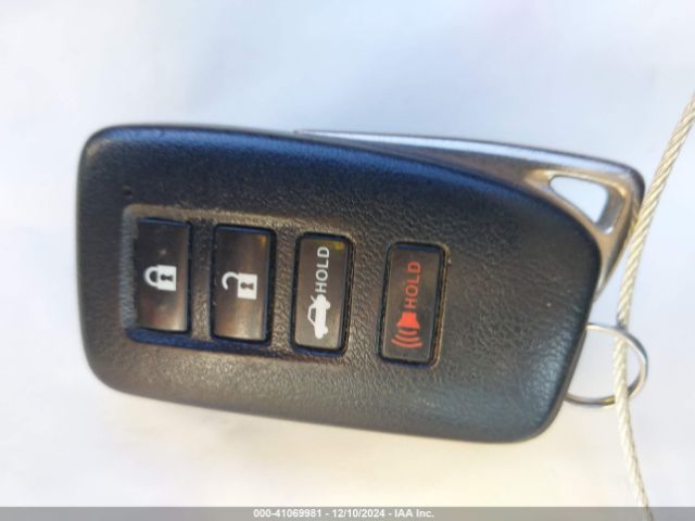 JTHBE1D22E5000196 Lexus IS 350