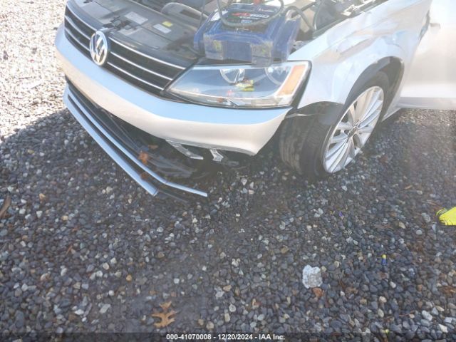 3VWL07AJ8GM228698 Volkswagen Jetta 1.8t Sel