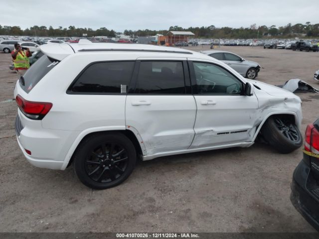 1C4RJFAG4JC123187 Jeep Grand Cherokee Altitude 4x4