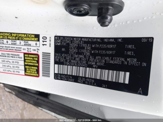 5TDKZ3DC9LS050403 Toyota SIENNA LE