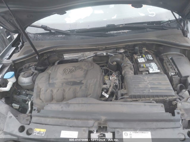 3VV3B7AX9KM046195 Volkswagen Tiguan 2.0t Se/2.0t Sel/2.0t Sel R-line/2.0t Sel R-line Black