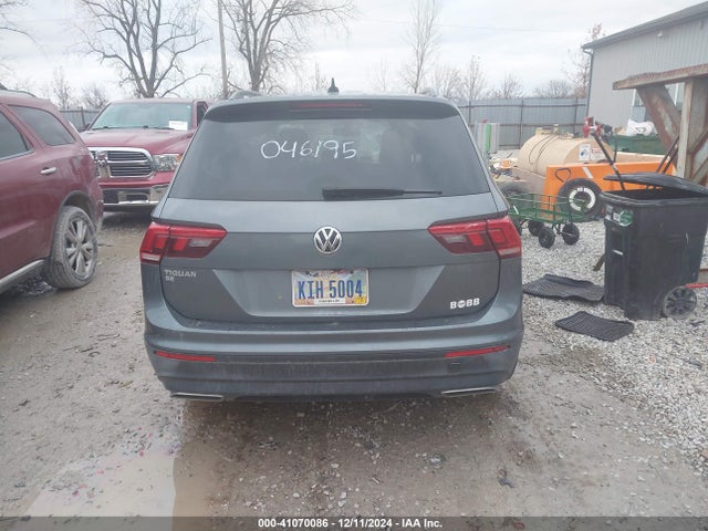 3VV3B7AX9KM046195 Volkswagen Tiguan 2.0t Se/2.0t Sel/2.0t Sel R-line/2.0t Sel R-line Black
