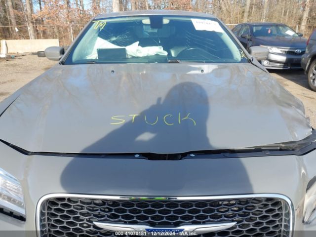 2C3CCAAG6JH304263 Chrysler 300 Touring L