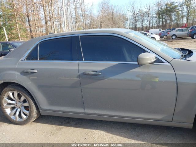 2C3CCAAG6JH304263 Chrysler 300 Touring L