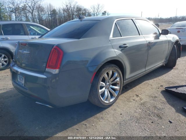 2C3CCAAG6JH304263 Chrysler 300 Touring L