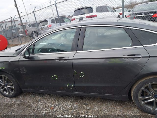 3FA6P0RU5LR156976 Ford Fusion Hybrid Titanium