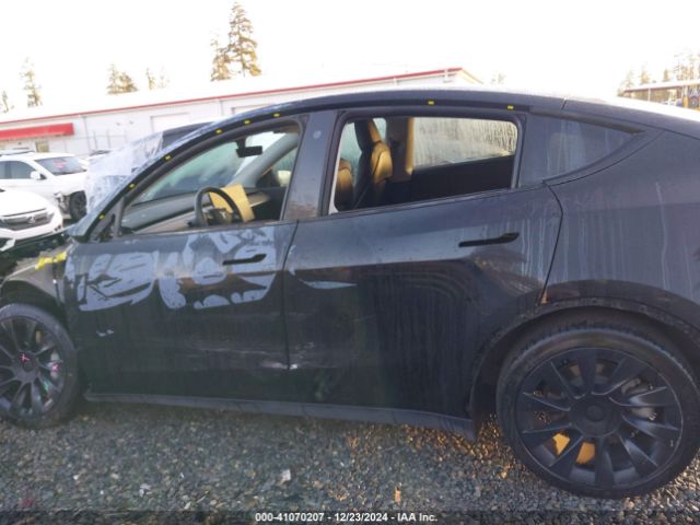5YJYGDEE6MF079577 Tesla Model Y Long Range Dual Motor All-wheel Drive