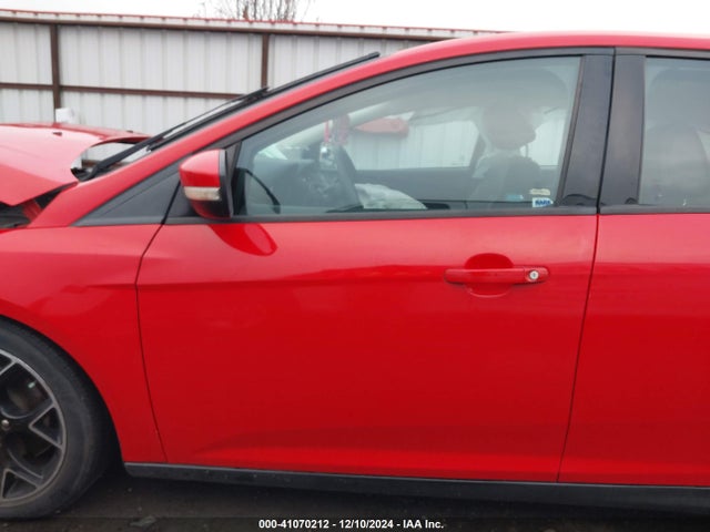 1FADP3K29EL111106 Ford FOCUS SE
